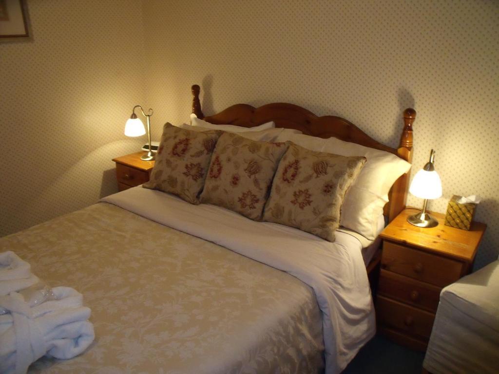 Home From Home Bed And Breakfast CBG Εξωτερικό φωτογραφία